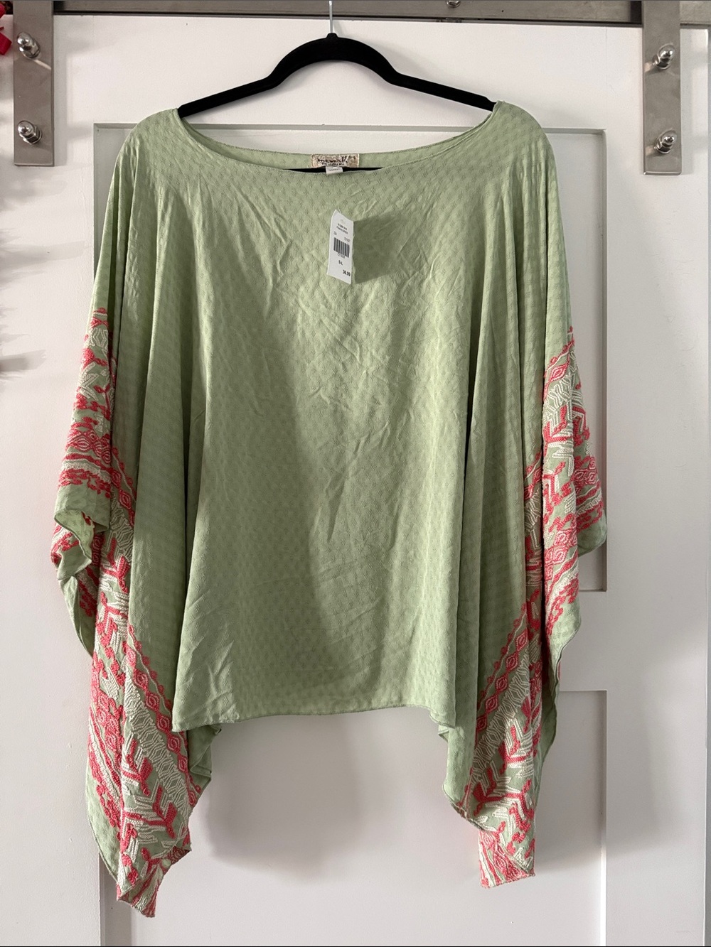 ONE WORLD Light Green Tunic with Pink Embroidery